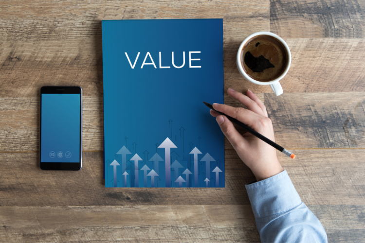 Read more about the article 8 Tips to Maximizing Your Fractional CFO’s Value